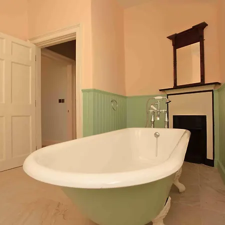 Corrib House Guest Nocleg ze śniadaniem 4*