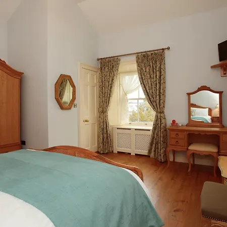 Corrib House Guest Frühstückspension 4*